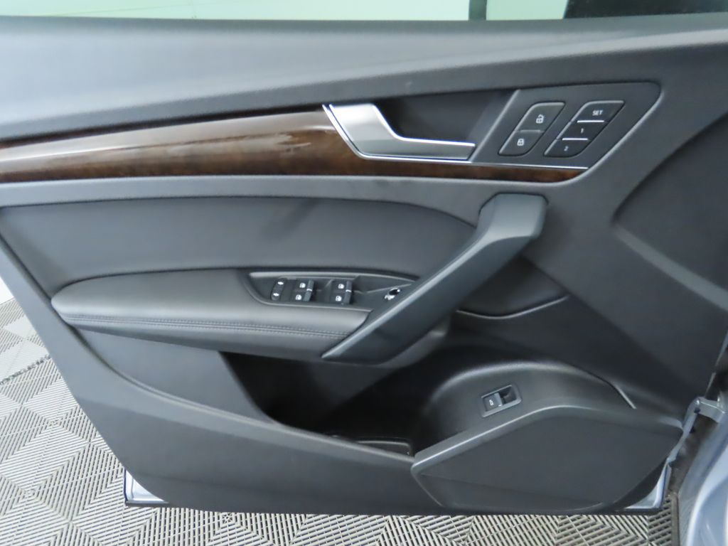2019 Audi Q5 Premium Plus 25