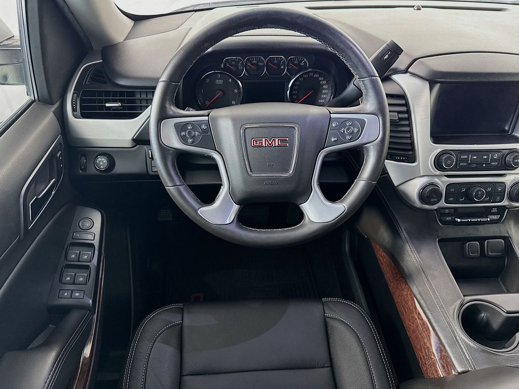 Thumbnail: 2015 GMC Yukon - 10