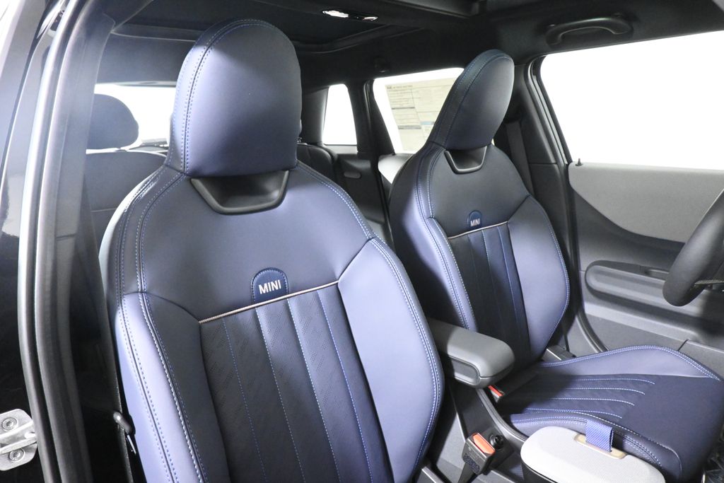 Thumbnail: 2026 MINI Cooper - 28