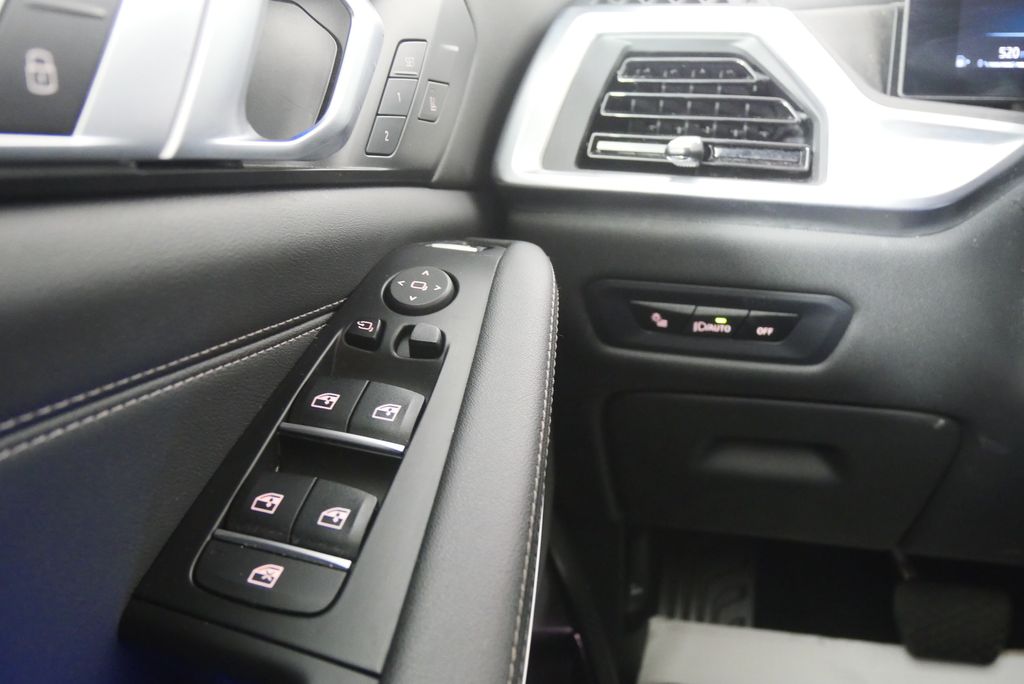 Thumbnail: 2024 BMW X5 - 21