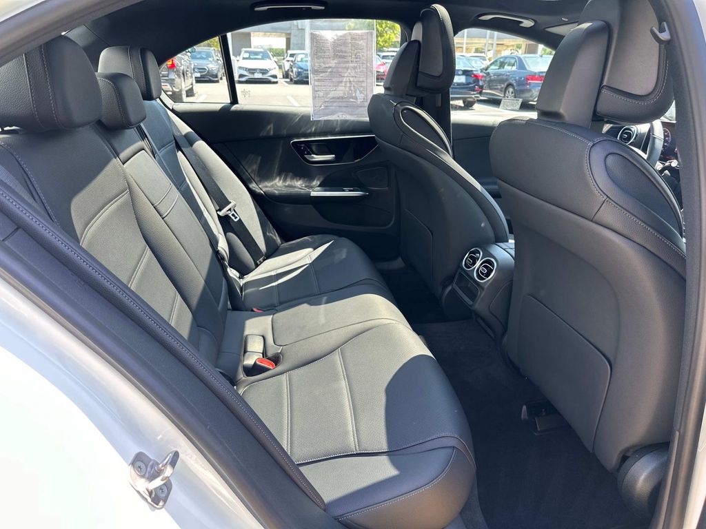 Thumbnail: 2021 Mercedes-Benz GLE - 20
