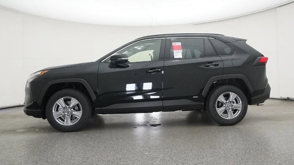 Thumbnail: 2025 Toyota RAV4 - 4