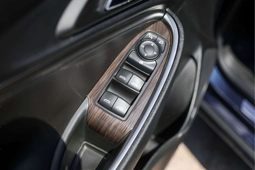 Used Car 2019 Chevrolet Malibu  Premier For Sale Under $20,000 In Austin, Texas