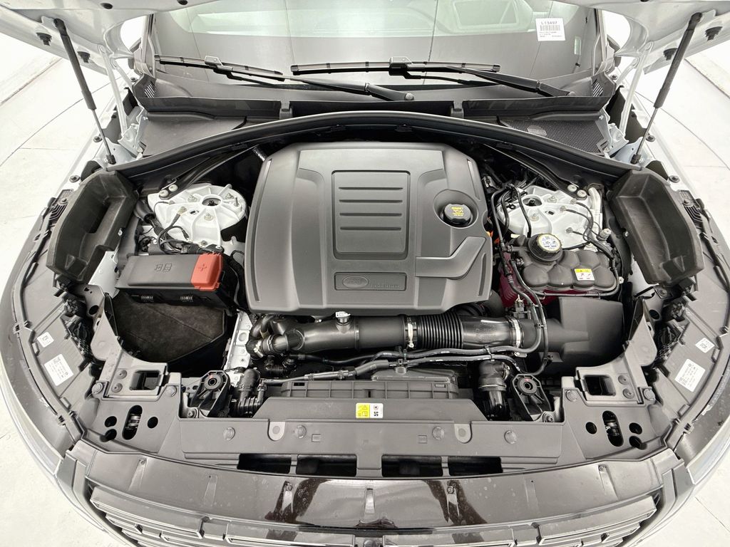 Thumbnail: 2026 Land Rover Range Rover Velar - 29