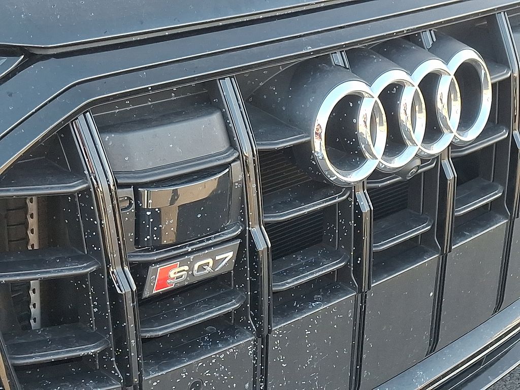 Thumbnail: 2023 Audi SQ7 - 4