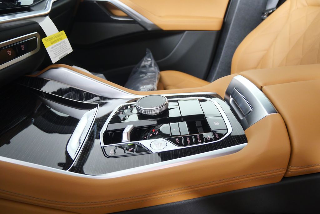 Thumbnail: 2026 BMW X6 - 23