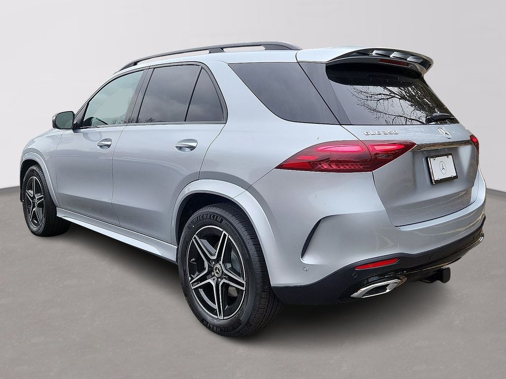 Thumbnail: 2026 Mercedes-Benz GLE - 4