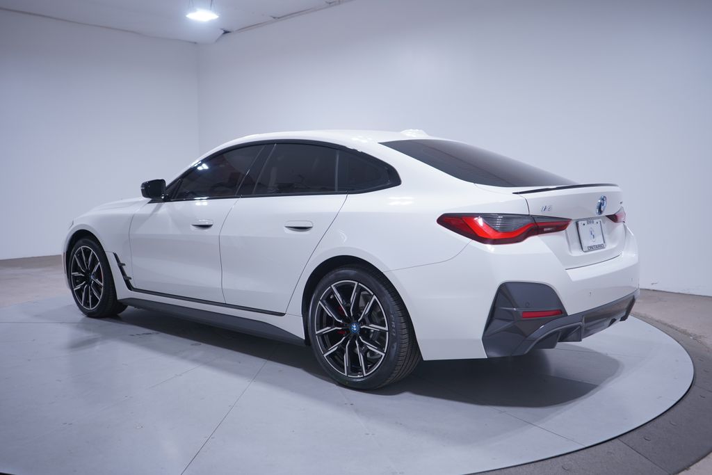 Thumbnail: 2024 BMW i4 - 3