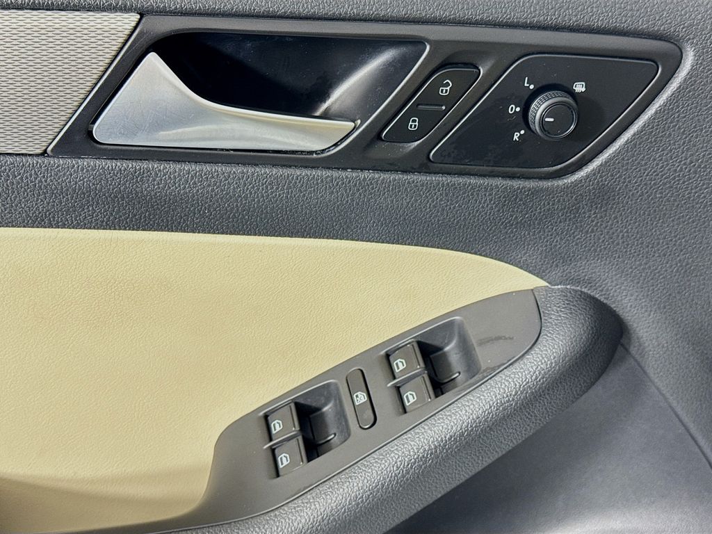 Used Car 2018 Volkswagen Jetta  1.4t Se For Sale Under $12,000 In Austin, Texas