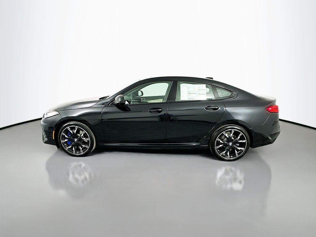 Thumbnail: 2026 BMW 2 Series - 8