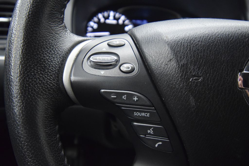 used 2020 Nissan Pathfinder car, priced at $18,095