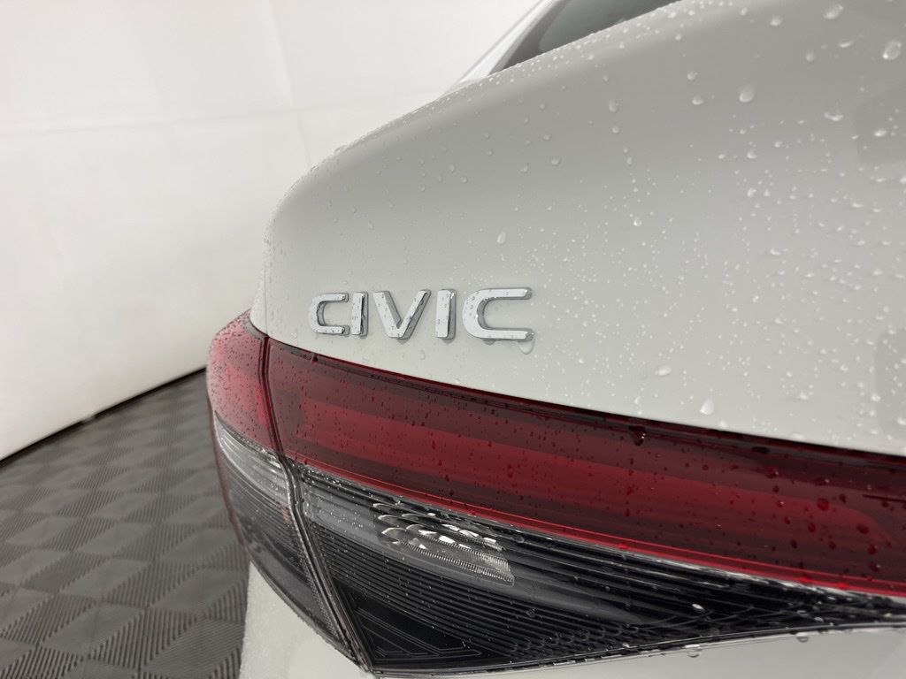2025 Honda Civic Sport 18