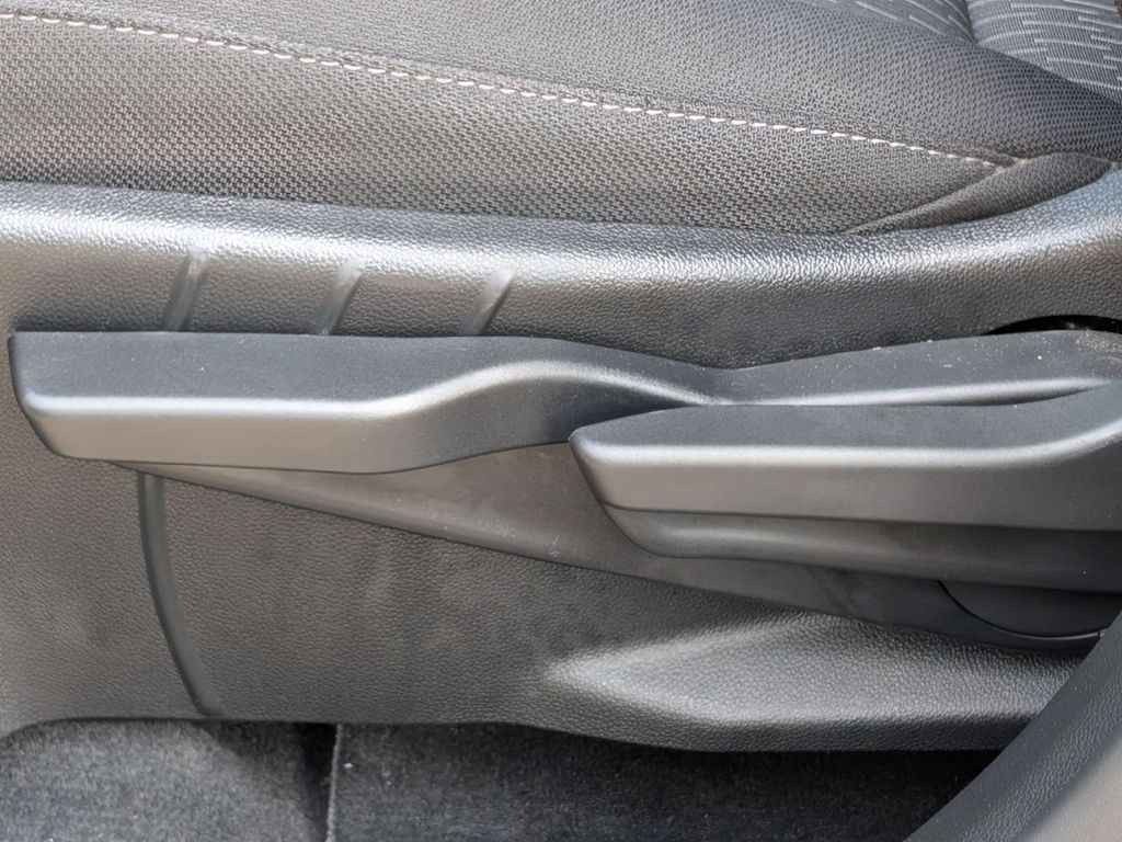 2025 Chevrolet Equinox LT - Photo 13