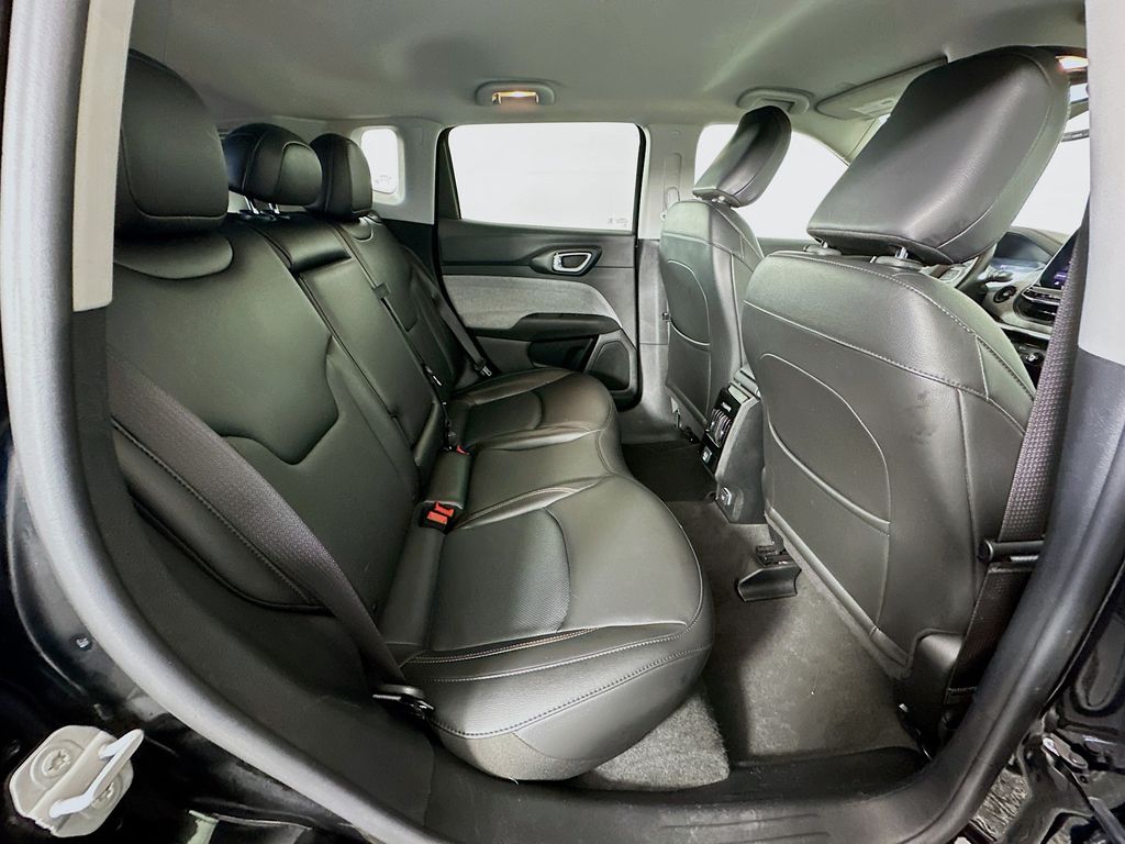 Thumbnail: 2022 Jeep Compass - 26