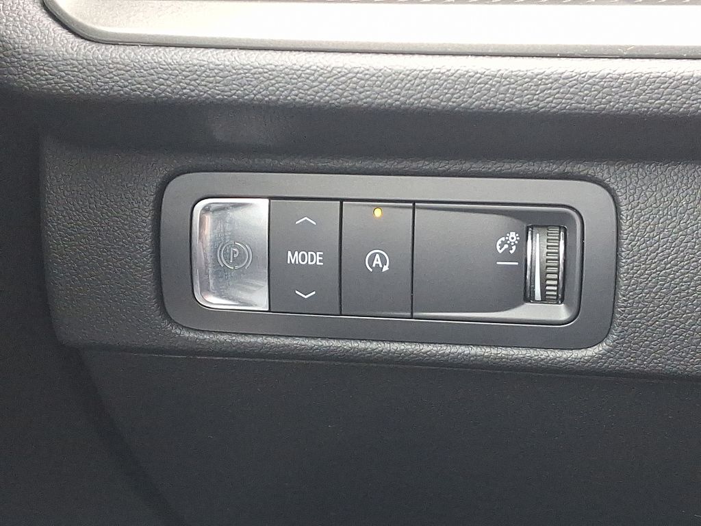 Thumbnail: 2025 Chevrolet Traverse - 24