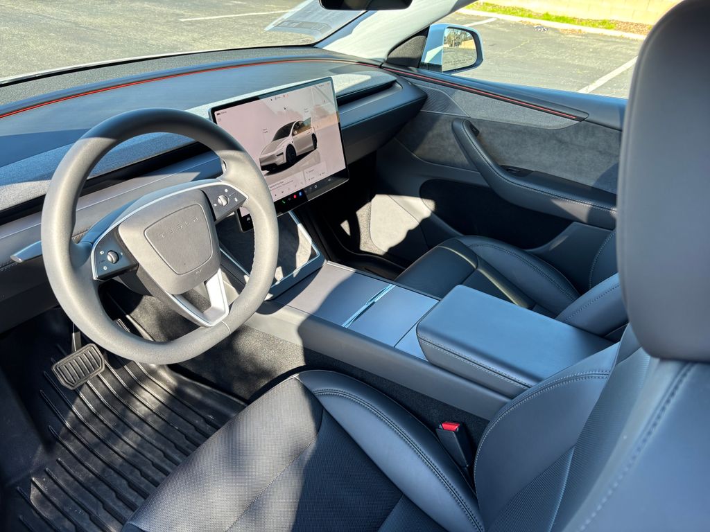 Thumbnail: 2026 Tesla Model Y - 9