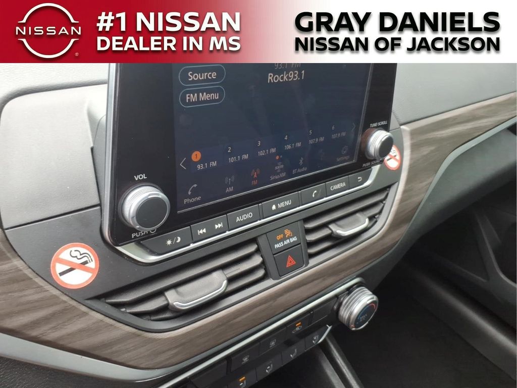 Used 2025 Nissan Altima Sedan