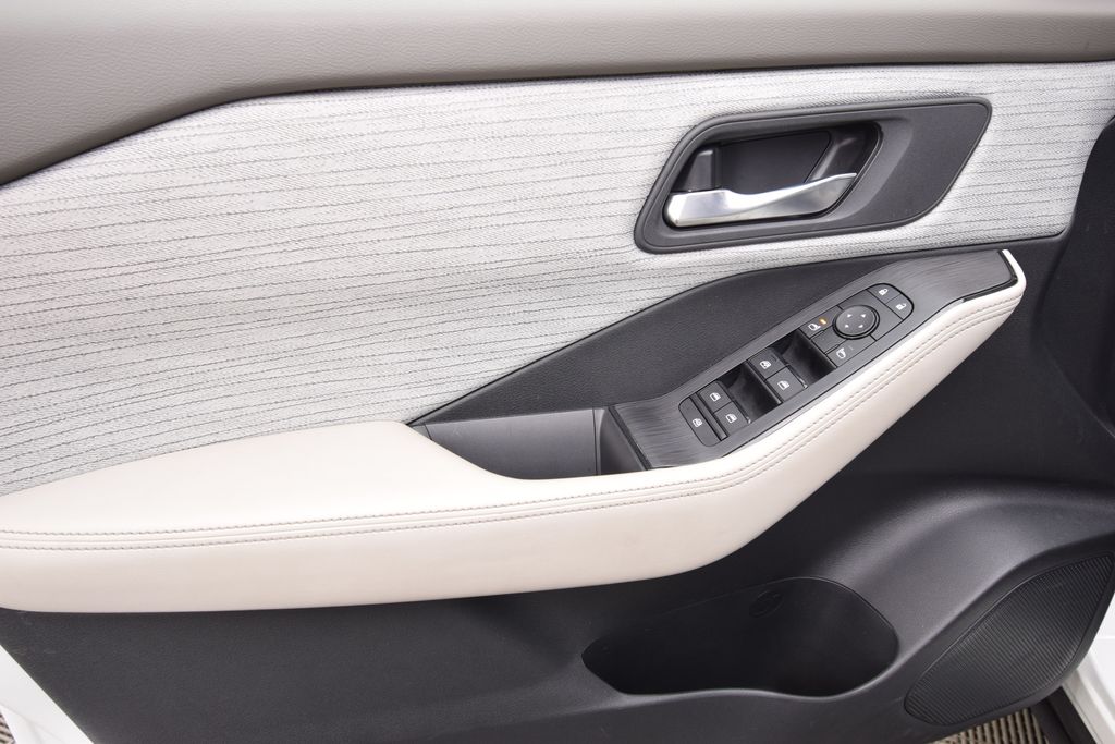 used 2023 Nissan Rogue car, priced at $23,300