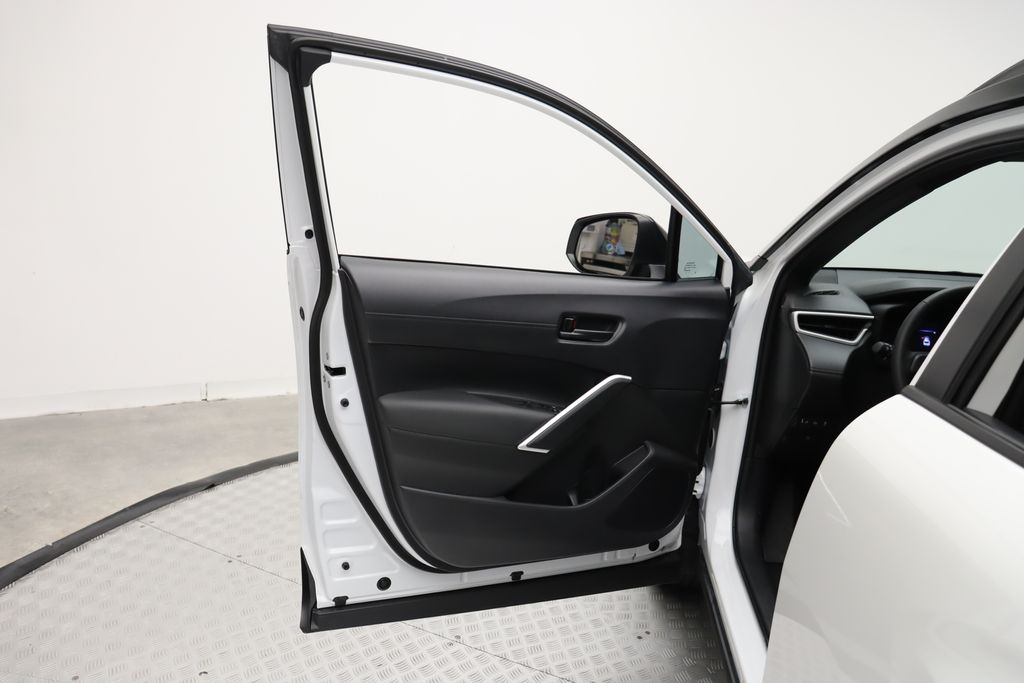 Thumbnail: 2025 Toyota Corolla Cross - 16