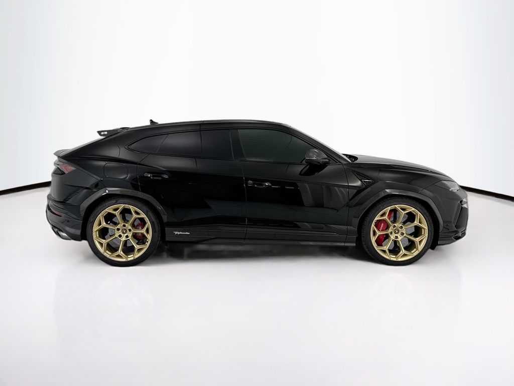 Thumbnail: 2023 Lamborghini Urus - 4