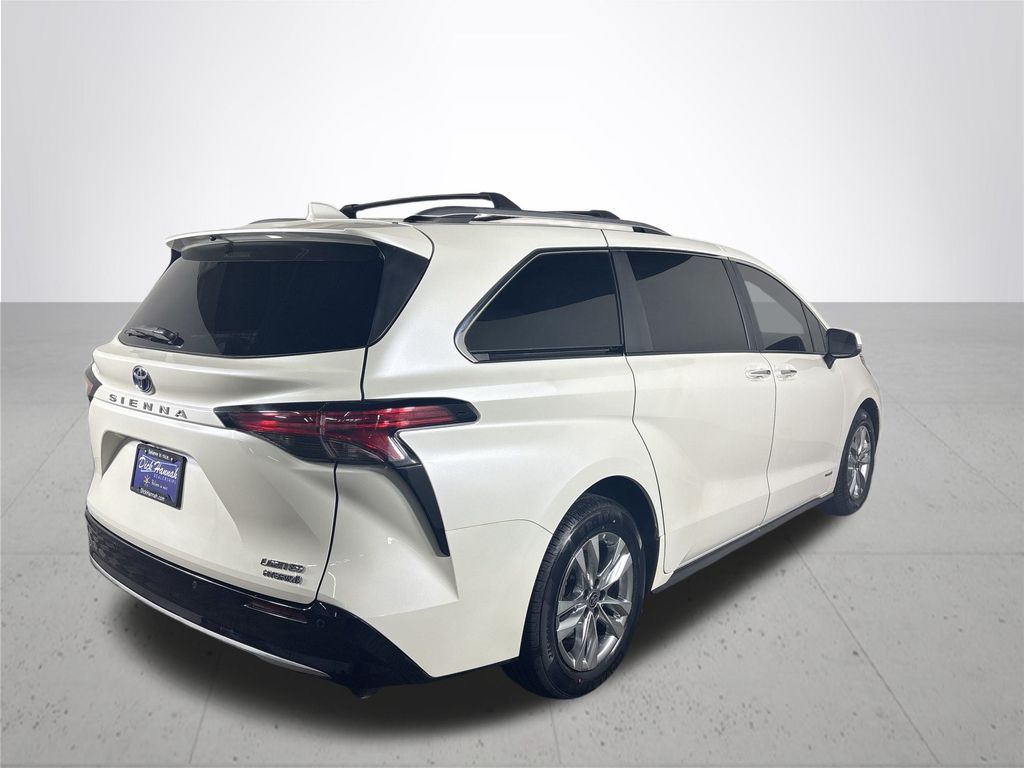 2021 Toyota Sienna Limited