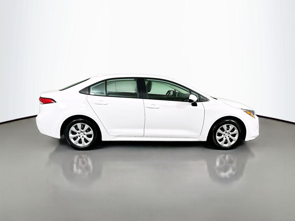 Thumbnail: 2025 Toyota Corolla - 4