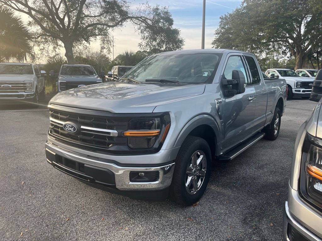 2025 Ford F-150 XLT SuperCab RWD