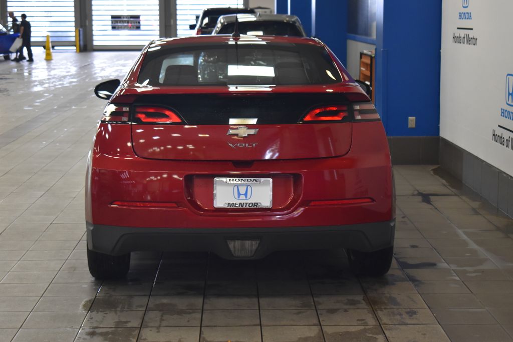 Thumbnail: 2014 Chevrolet Volt - 4