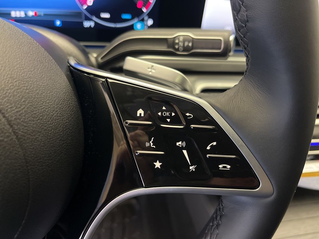 Thumbnail: 2026 Mercedes-Benz GLE - 16