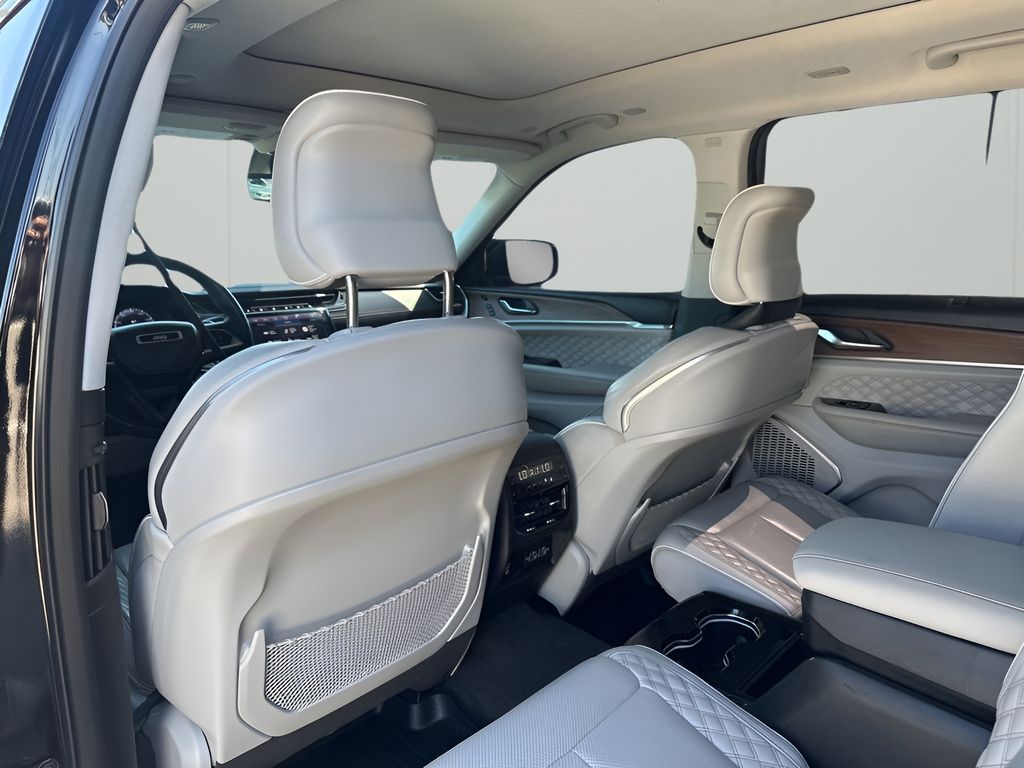 Used Car 2021 Jeep Grand Cherokee L  Summit For Sale Under $35,000 In Austin, Texas