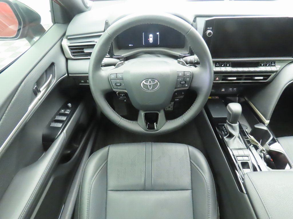 Thumbnail: 2025 Toyota Camry - 10