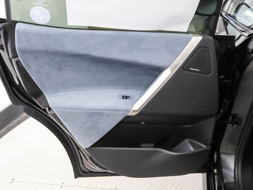 Thumbnail: 2026 BMW iX - 19