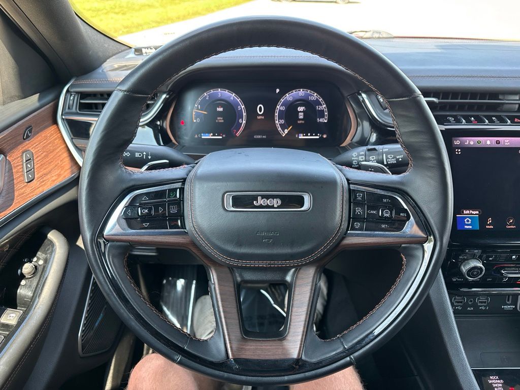 Used 2023 Jeep Grand Cherokee SUV