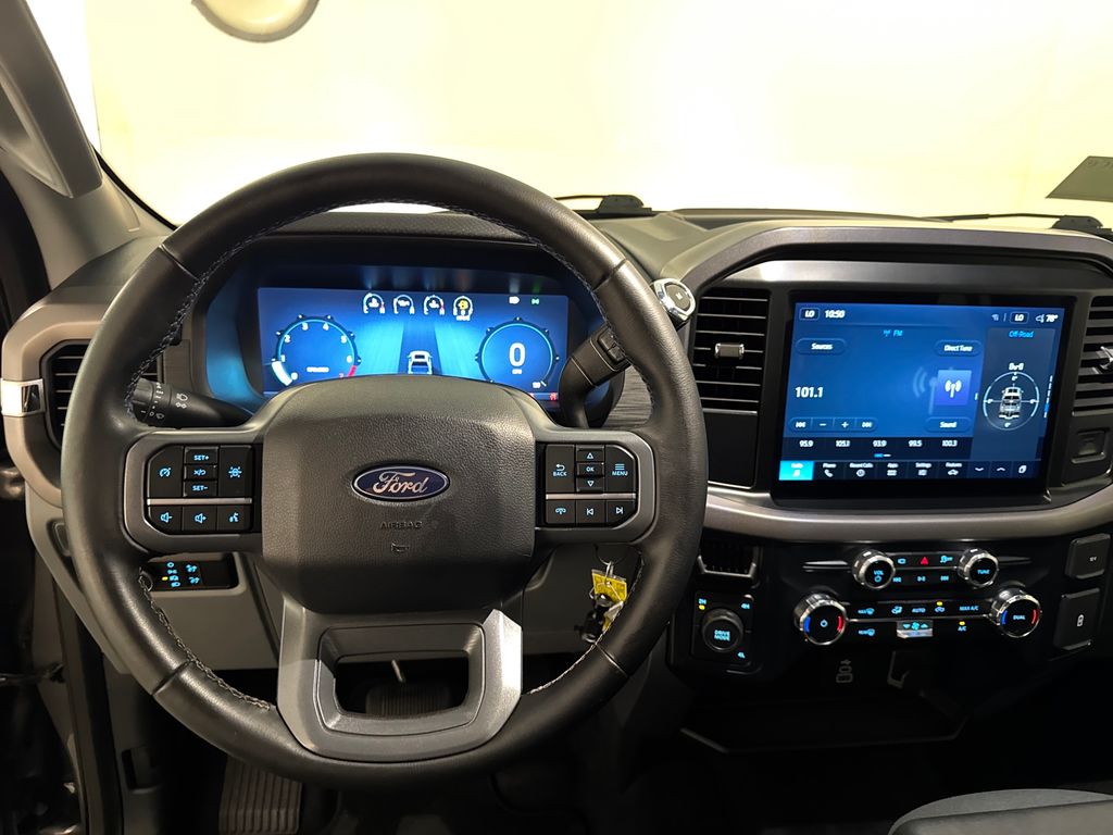 Certified Used 2025  Ford XLT image 8