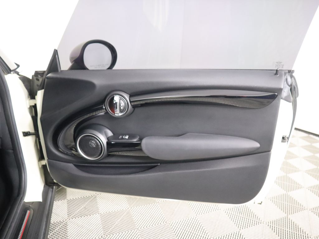 Thumbnail: 2015 MINI Cooper - 23