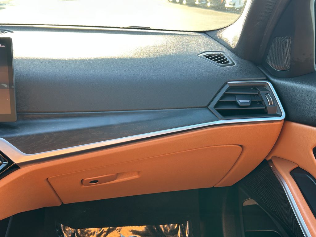 Thumbnail: 2023 BMW 3 Series - 26