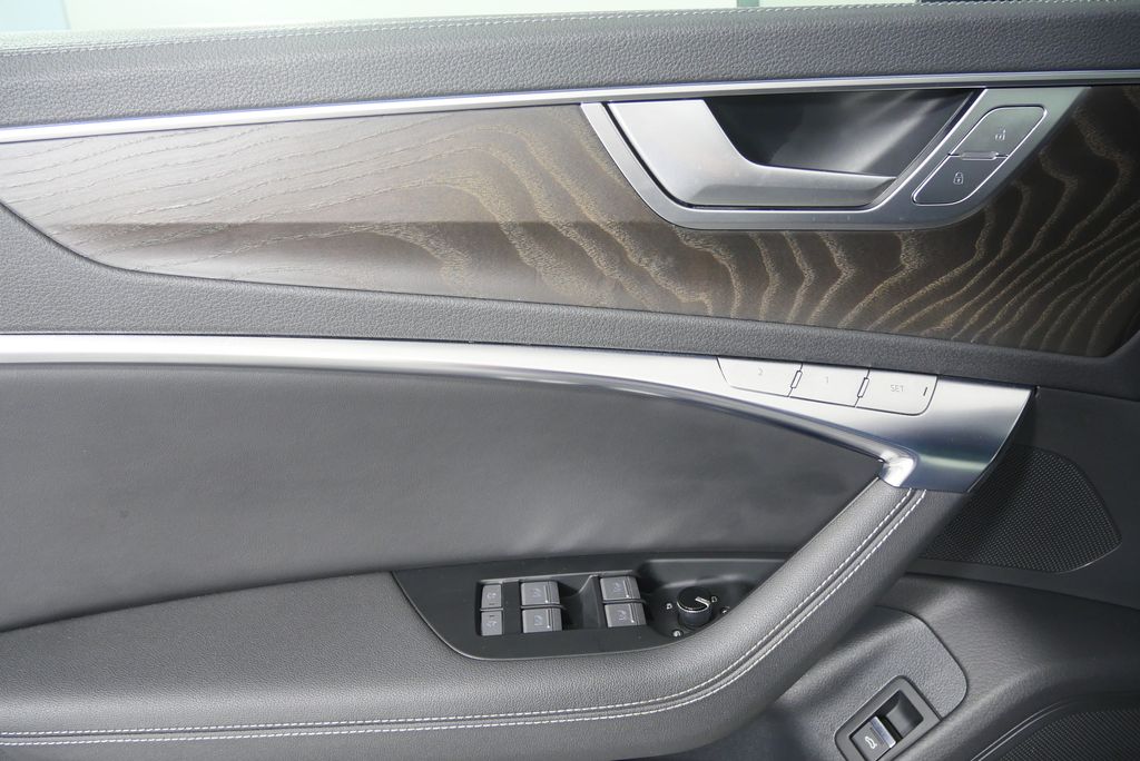 Thumbnail: 2020 Audi A6 - 9