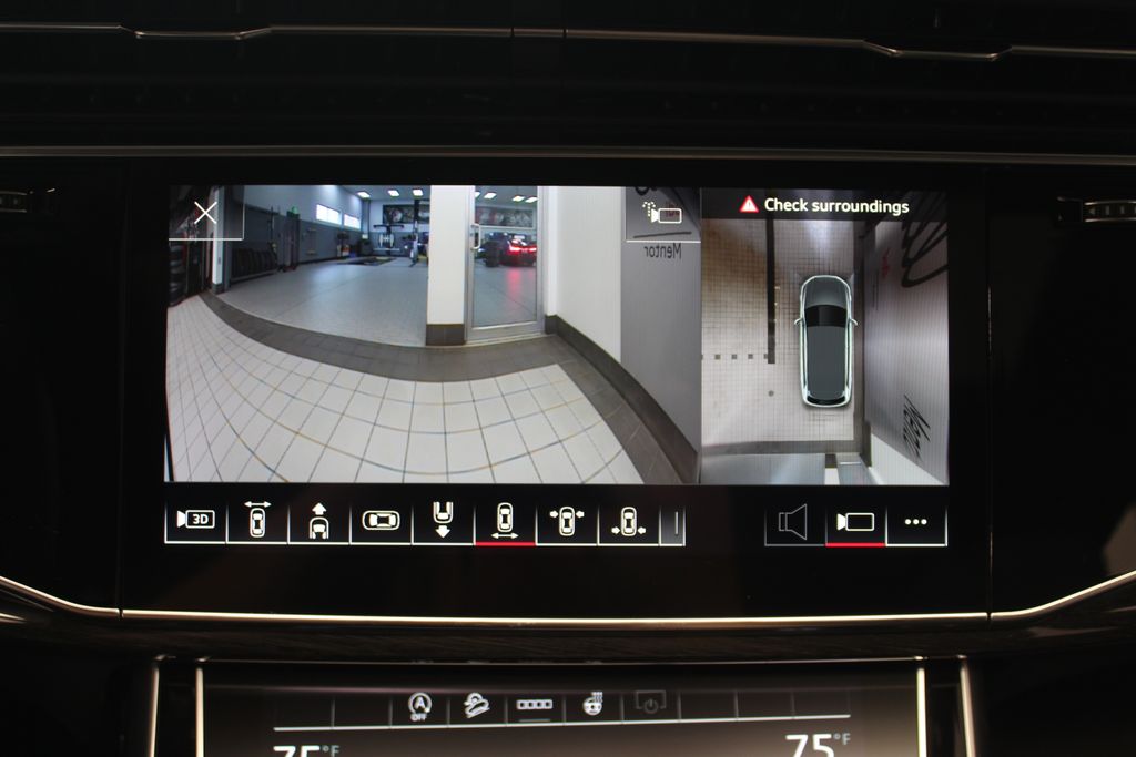 Thumbnail: 2026 Audi Q7 - 25