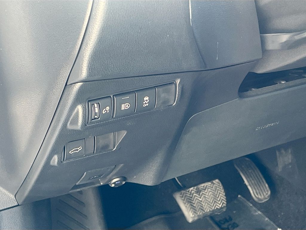 Used 2026 Silver Toyota XLE image 10