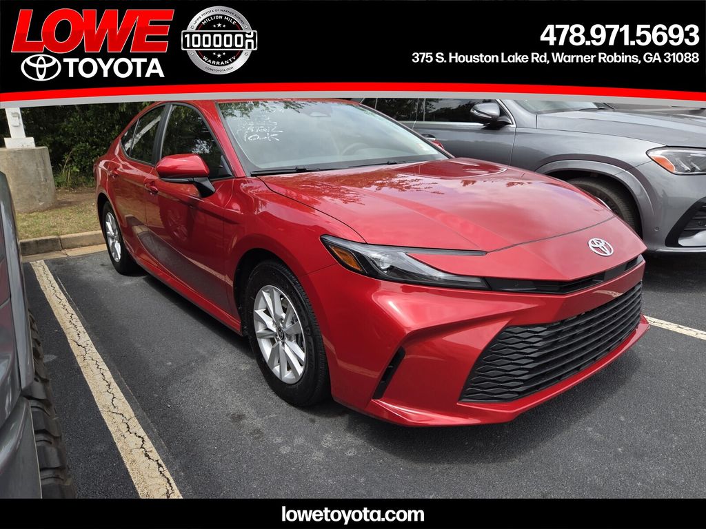 2025 Toyota Camry LE