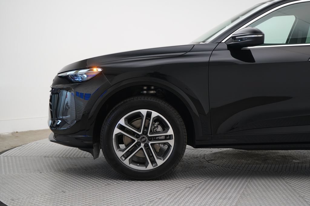 Thumbnail: 2026 Audi Q5 - 2