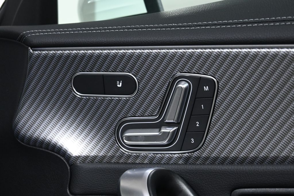 Thumbnail: 2025 Mercedes-Benz CLA - 28