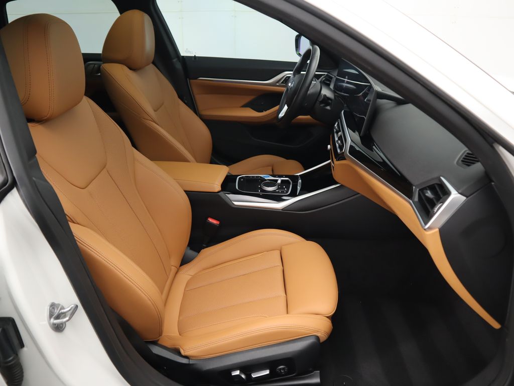 2024 BMW i4 eDrive35 21