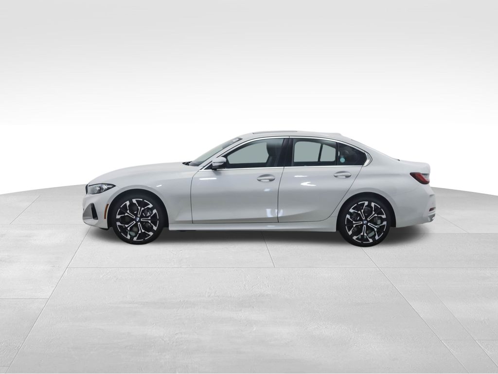 Thumbnail: 2025 BMW 3 Series - 3