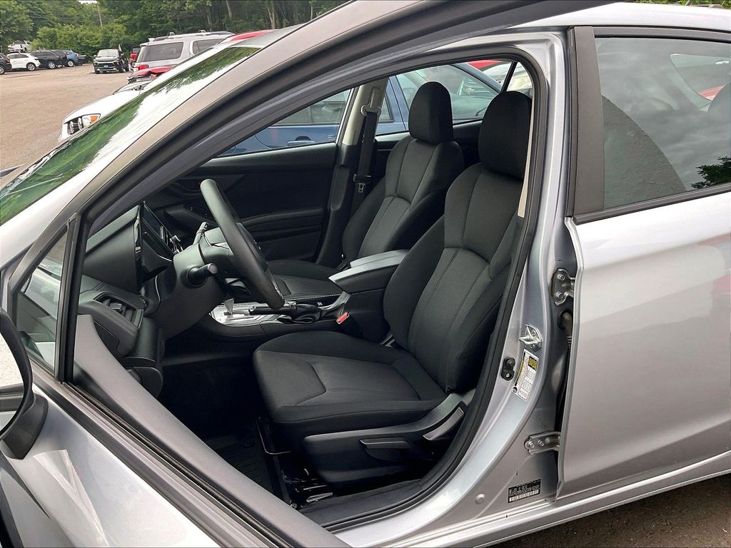2022 Subaru Impreza — photo 10