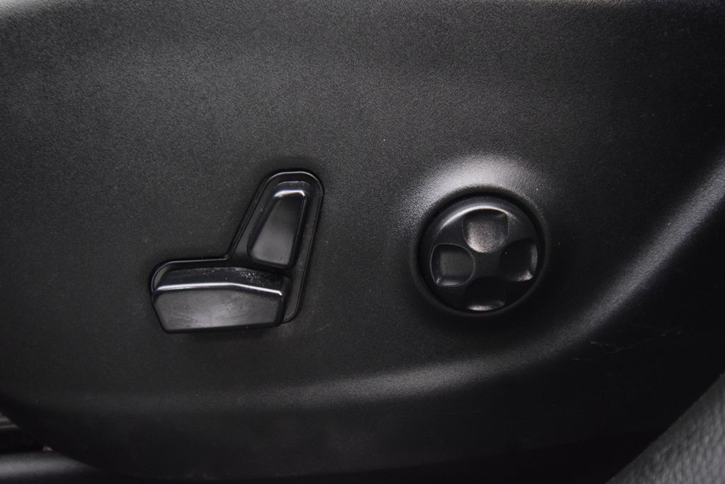 used 2019 Jeep Cherokee car, priced at $14,000