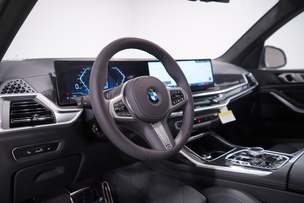 2025 BMW X7 xDrive40i 6