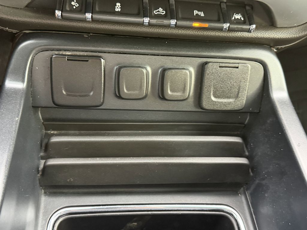 used 2018 GMC Sierra 1500 car, priced at $20,992