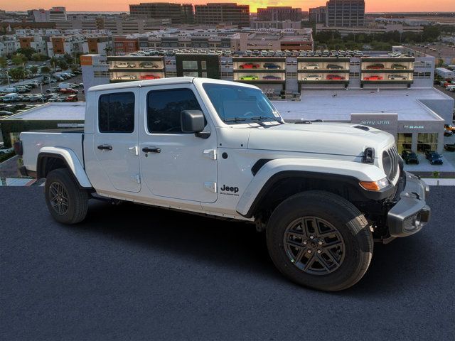 2026 Jeep Gladiator Sport S