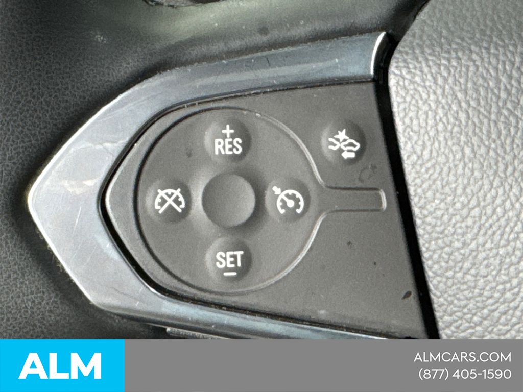 Used 2023 White Chevrolet LT image 28